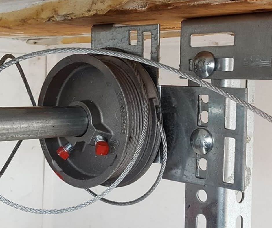 Cables garage door service in Denver
